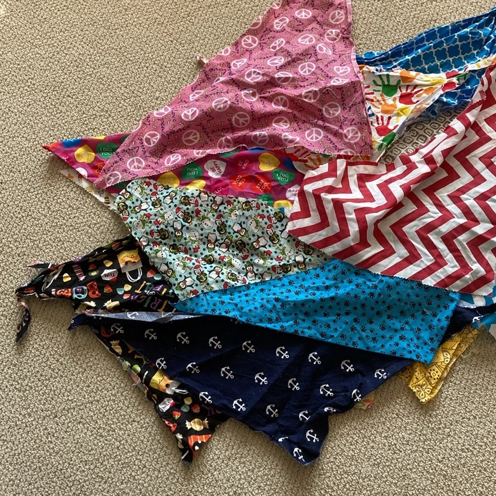 Triangle Dog Bandanas Cloth Scarves for Dogs 25 Count Variety Patterns Bundle